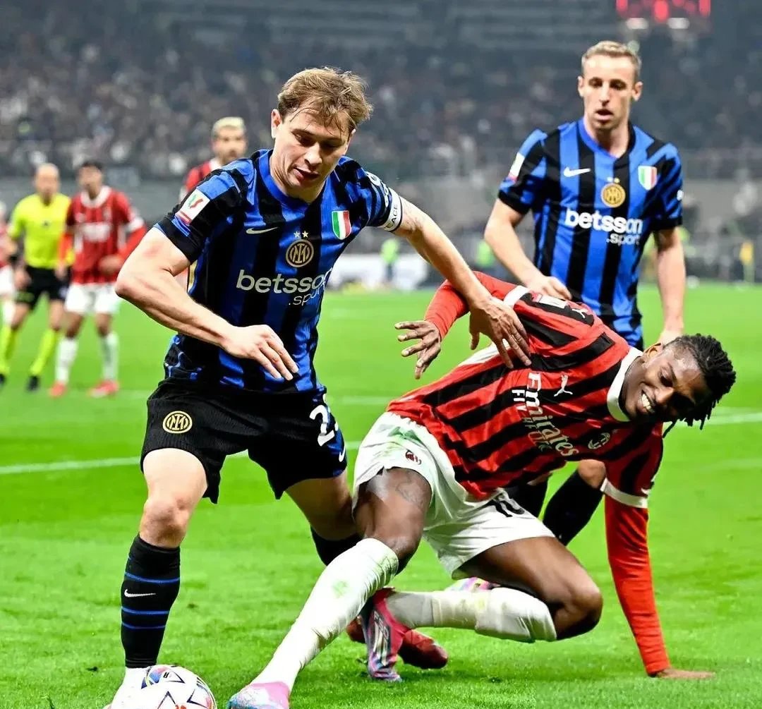 今晚国际米兰调整名单以备意大利杯；队长鼓劲环节打磨；话题不断；医务组通报恢复的简单介绍